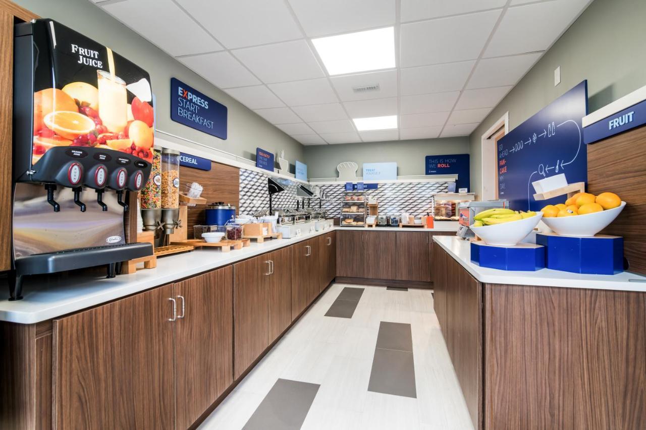 Holiday Inn Express - Plymouth By Ihg Exteriér fotografie